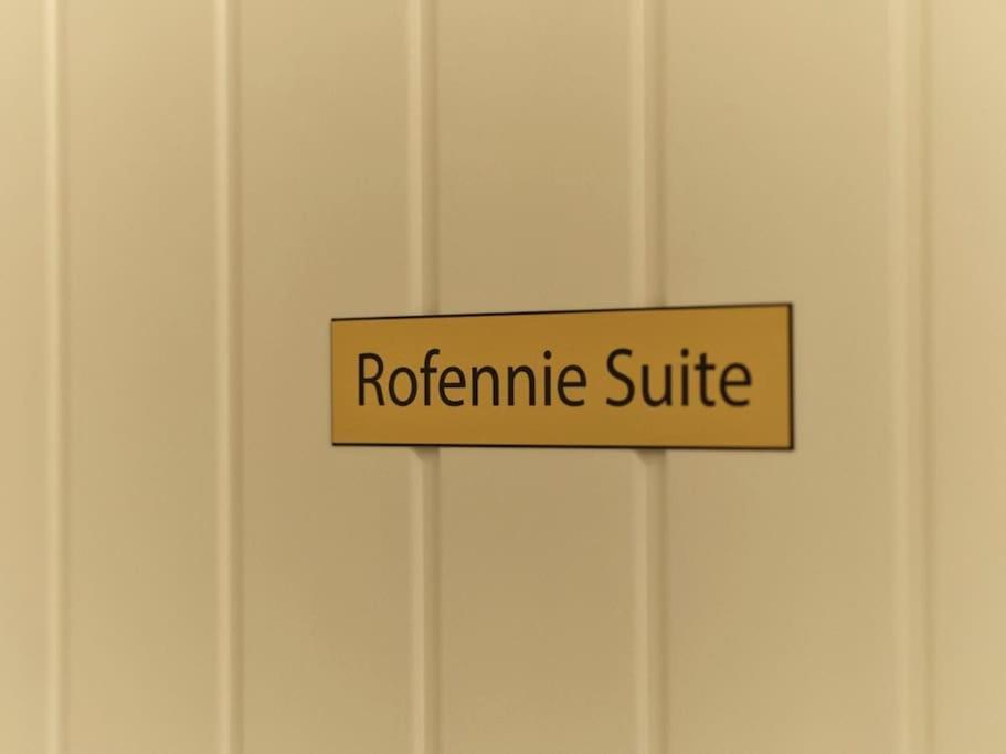 Rofennie Suite -Luxury Ensuite Room! Мейдстон Экстерьер фото